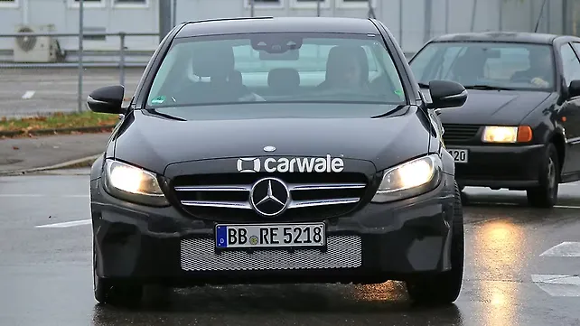 2017 Mercedes-Benz C-Class spotted with mild cosmetic tweaks 2017 Mercedes-Benz C-Class spotted with mild cosmetic tweaks
