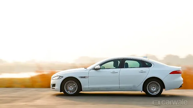 Jaguar XF Left Side View Jaguar XF Left Side View