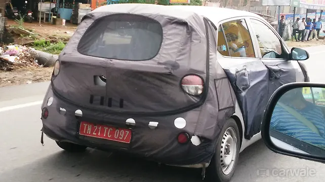 Hyundai Grand i10 facelift spied; To launch early next year Hyundai Grand i10 facelift spied; To launch early next year