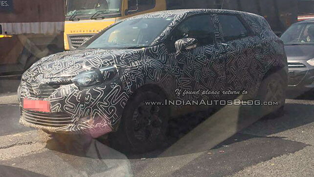 Renault Kaptur spotted testing in India for the first time