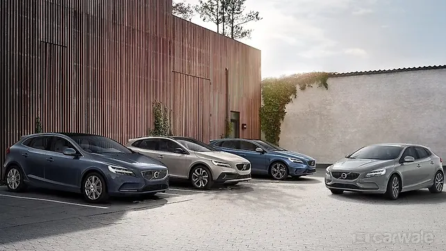 Volvo V40 and V40 Cross Country Picture Gallery Volvo V40 and V40 Cross Country Picture Gallery