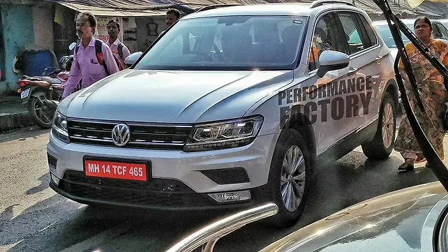 Volkswagen Tiguan spotted in India without any camouflage Volkswagen Tiguan spotted in India without any camouflage