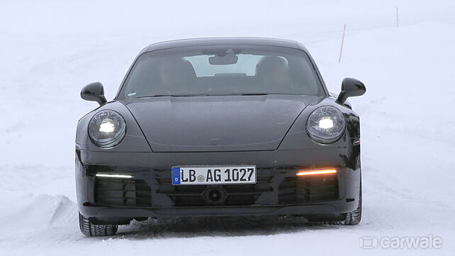 Next Porsche 911 to arrive early next year; Prototype spied