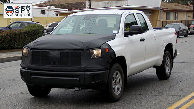 Revised Toyota Tundra caught testing