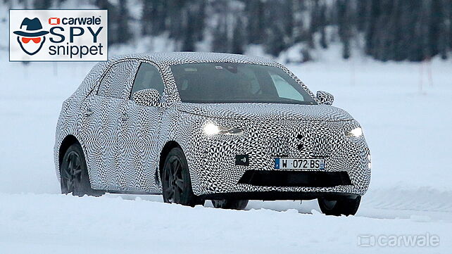 Citroen’s DS 7 spotted testing