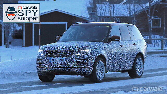 Range Rover facelift interior spied