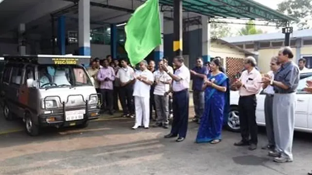 Solar Hybrid Electric car showcased by ISRO Solar Hybrid Electric car showcased by ISRO