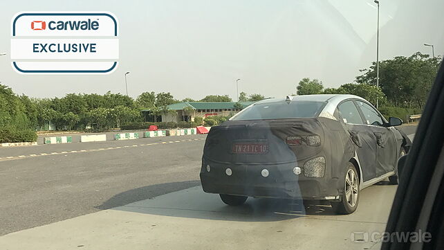 2017 Hyundai Verna spotted testing in India