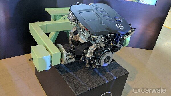 Mercedes-Benz E 220 d: Key engine highlights