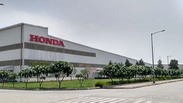 Behind the scenes at the Honda Tapukara Factory Behind the scenes at the Honda Tapukara Factory