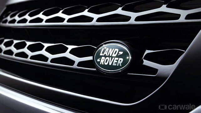 Land Rover plans a Bentley Bentayga competitor