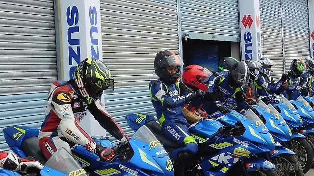 JK Tyre National Racing Championship 2017: Day 1 Report JK Tyre National Racing Championship 2017: Day 1 Report