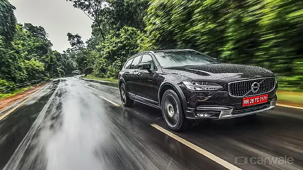Volvo V90 Cross Country explained in detail Volvo V90 Cross Country explained in detail