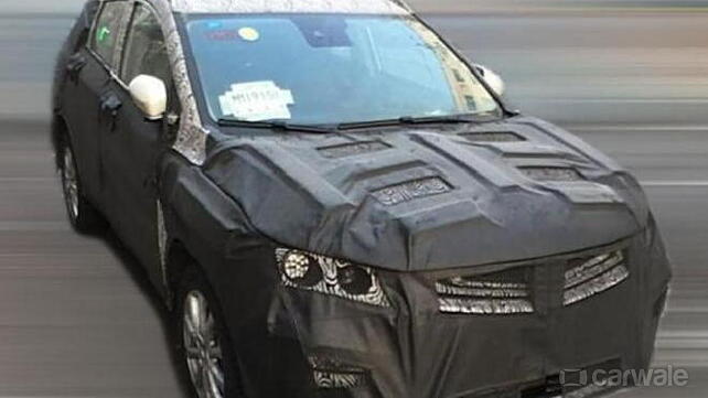 Lynk & Co 02 to be a crossover coupe, spied