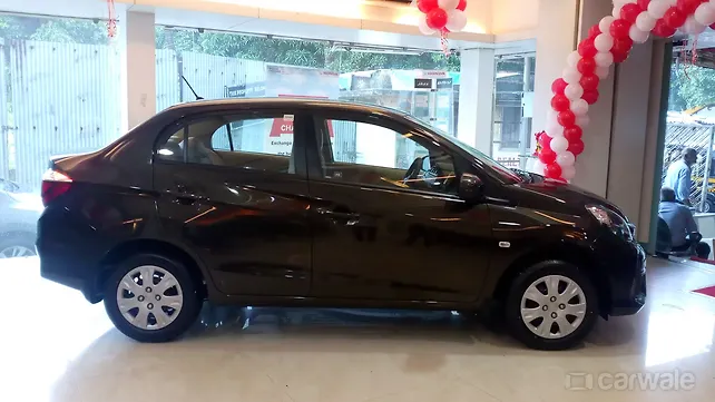 Honda Amaze Privilege Edition Photo Gallery Honda Amaze Privilege Edition Photo Gallery