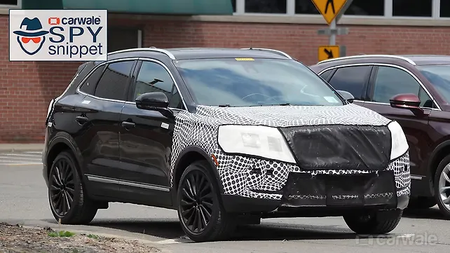 Lincoln MKC spotted testing with new grille Lincoln MKC spotted testing with new grille