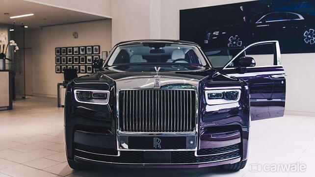 All-new Rolls-Royce Phantom makes its showroom debut