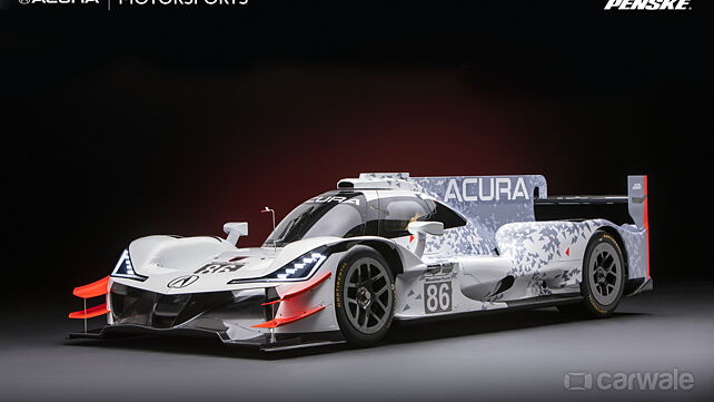 Acura ARX-05 Prototype race car breaks cover