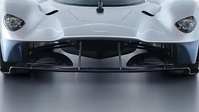 Aston Martin to fit a V6 motor on upcoming mid-engined sports car Aston Martin to fit a V6 motor on upcoming mid-engined sports car