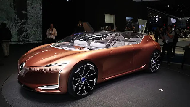 2017 Frankfurt Motor Show: Renault Symbioz EV is one good looking French car! 2017 Frankfurt Motor Show: Renault Symbioz EV is one good looking French car!