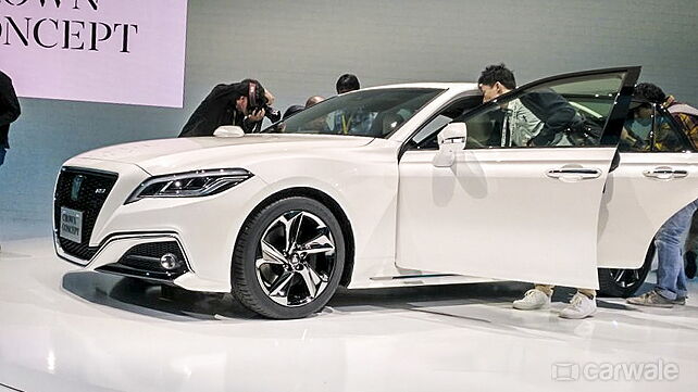 Tokyo Motor Show 2017: 15th generation Toyota Crown gets longer than ever before