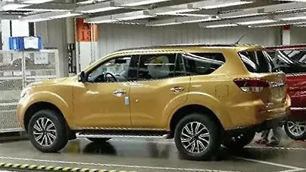 Nissan Navara-based SUV spied Nissan Navara-based SUV spied
