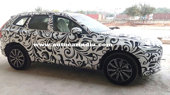 Volvo XC60 spied ahead of its December launch in India