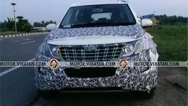 Mahindra XUV500 facelift spotted Mahindra XUV500 facelift spotted