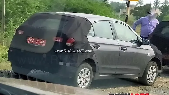 Hyundai Elite i20 facelift automatic variant spied testing Hyundai Elite i20 facelift automatic variant spied testing