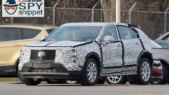 2019 Cadillac XT4 crossover spied testing again