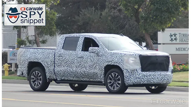 2019 GMC Sierra test mule continues testing 2019 GMC Sierra test mule continues testing