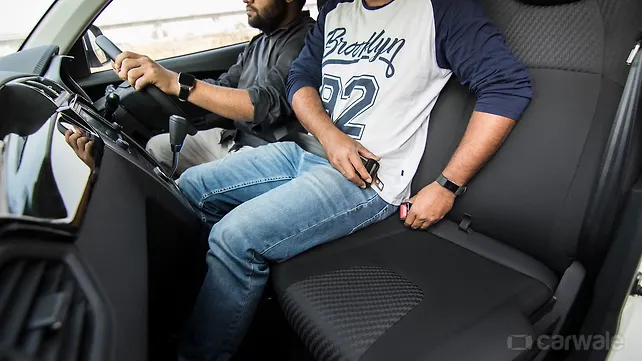 Mahindra KUV100 NXT Exterior