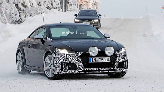 Facelifted Audi TT caught doing a workout in the snow