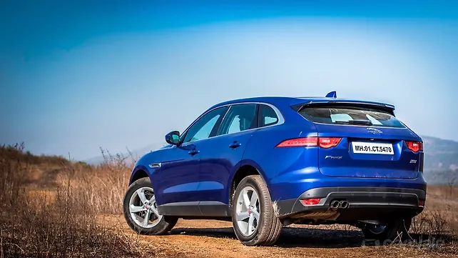 Jaguar F-Pace [2016-2021] Left Rear Three Quarter