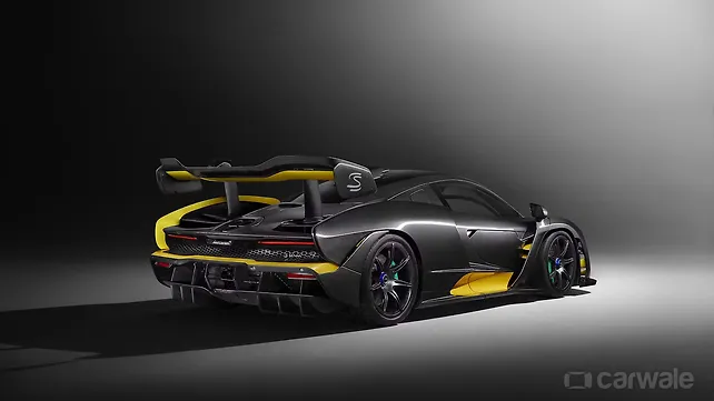 McLaren Senna exposes exotic carbon fiber body McLaren Senna exposes exotic carbon fiber body