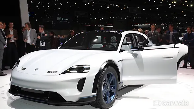 Geneva Motor Show 2018: Porsche Mission E Cross Turismo makes a surprise appearance Geneva Motor Show 2018: Porsche Mission E Cross Turismo makes a surprise appearance