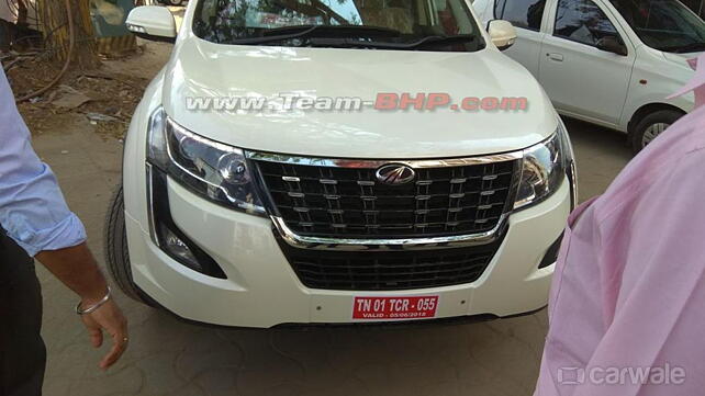 Mahindra XUV500 facelift spotted undisguised