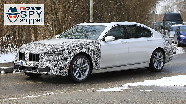 BMW 7-Series facelift spotted in Germany
