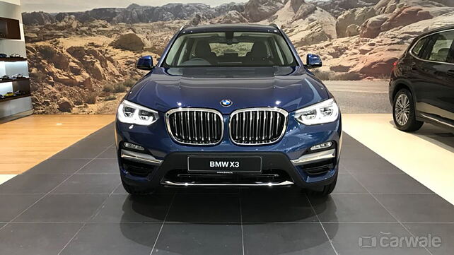 2018 BMW X3 Picture Gallery