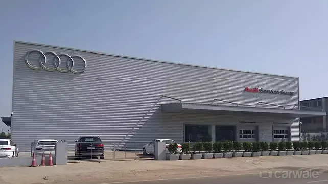 Audi opens a new service centre in Surat Audi opens a new service centre in Surat
