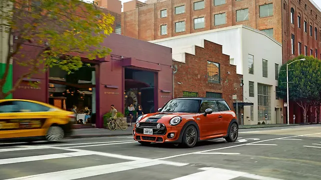 2018 MINI Cooper - Explained in detail 2018 MINI Cooper - Explained in detail