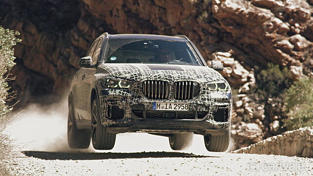 Next-gen BMW X5 officially teased for the first time