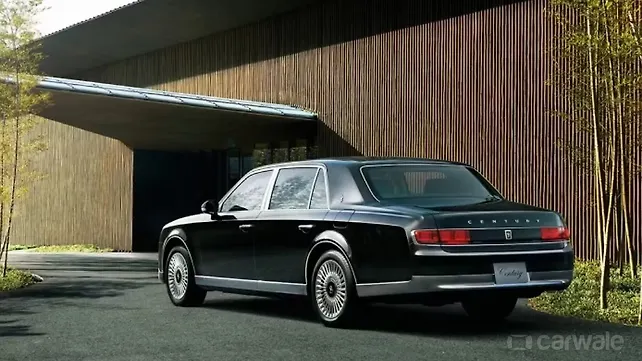 New Toyota Century photo gallery New Toyota Century photo gallery
