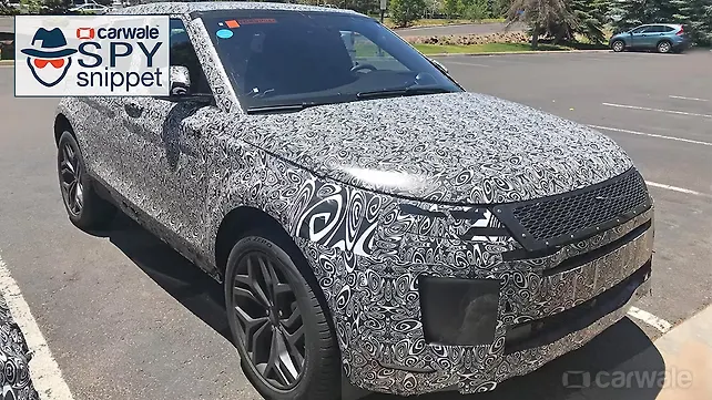 New-gen Range Rover Evoque spied with Velar-inspired interiors New-gen Range Rover Evoque spied with Velar-inspired interiors