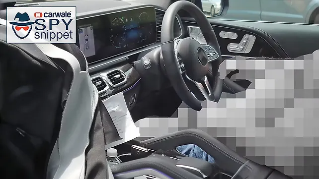 New-gen Mercedes-Benz GLE interior spied New-gen Mercedes-Benz GLE interior spied