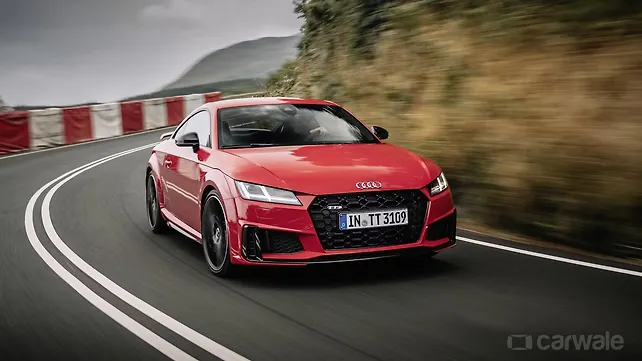 Updated Audi TT breaks cover Updated Audi TT breaks cover