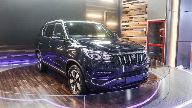 Mahindra XUV700 to come with multiple customisation options Mahindra XUV700 to come with multiple customisation options