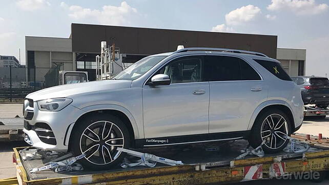 Mercedes-Benz teases 2019 GLE SUV