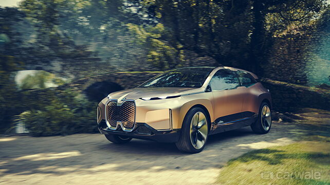 BMW Vision iNext Concept previews future autonomous electric crossover