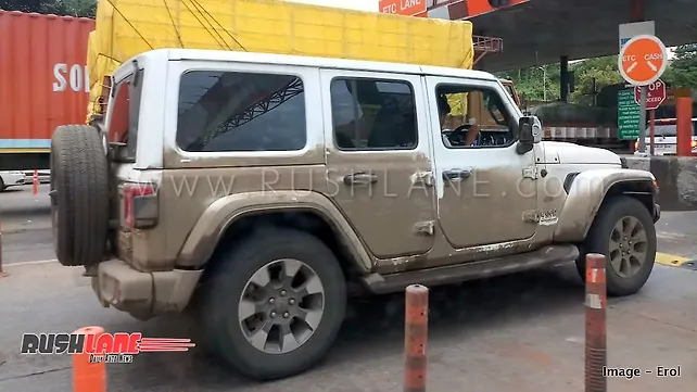 Jeep Wrangler spotted testing ahead of its official debut Jeep Wrangler spotted testing ahead of its official debut